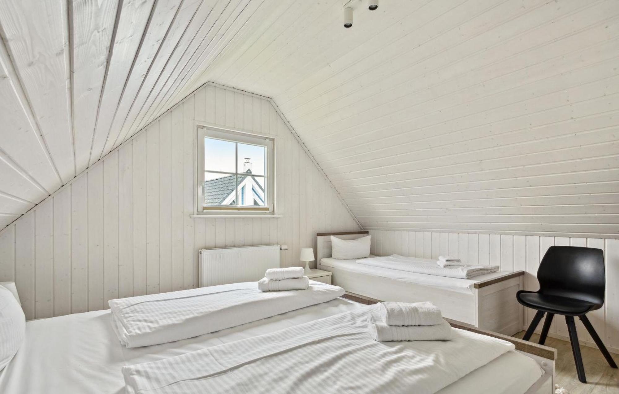 Stunning home in Zerpenschleuse with 2 Bedrooms&WiFi Exterior foto